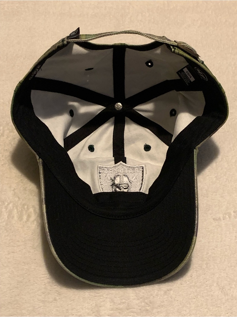 Camo Raiders hat - Picture 5 of 6